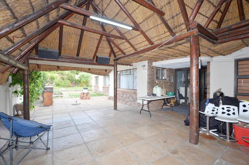 6 Bedroom Property for Sale in Parow North Western Cape